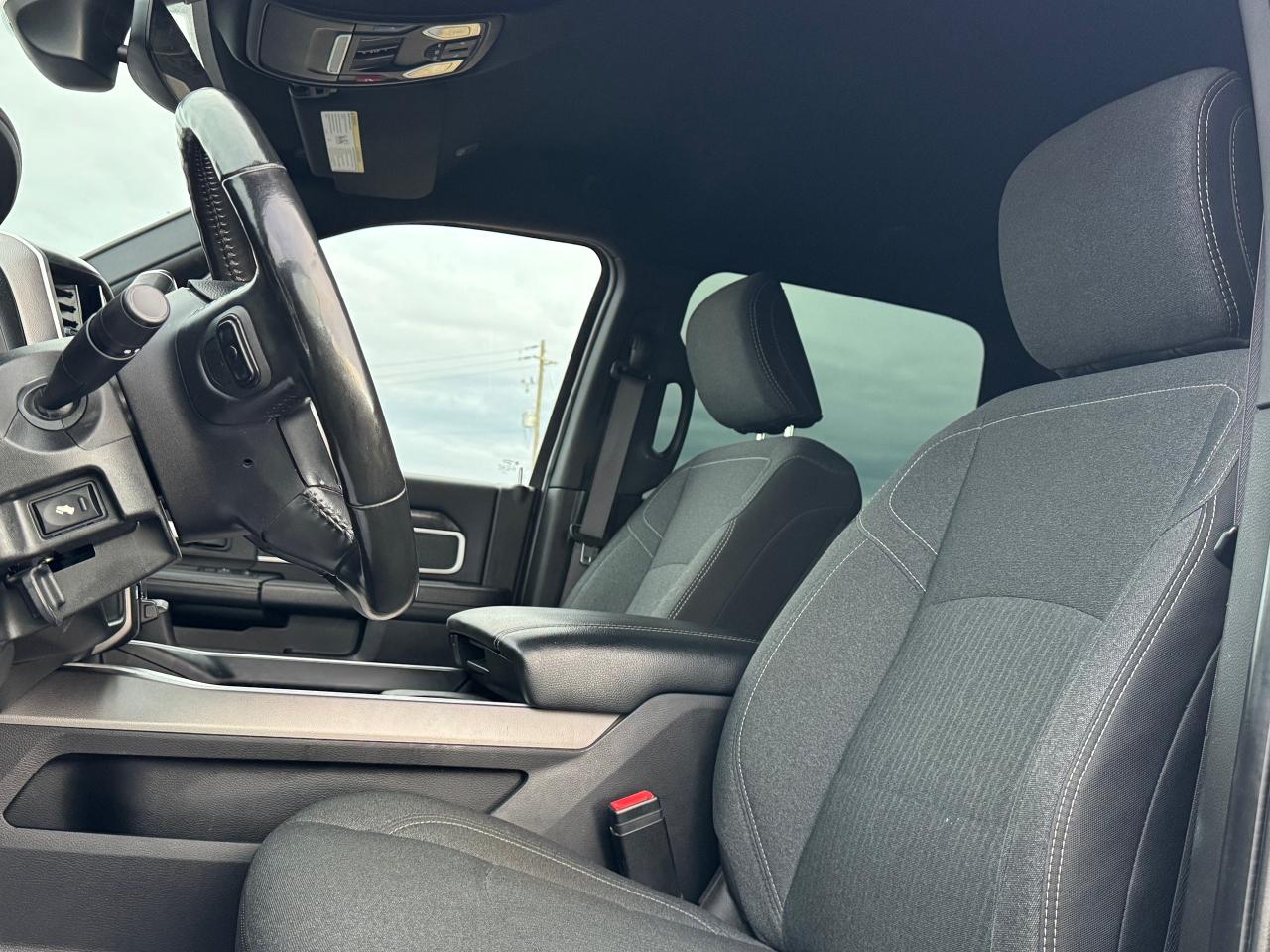 2019 RAM 3500 Big Horn **H/O 6.7L CUMMINS**AISIN TRANSMISSION** Photo