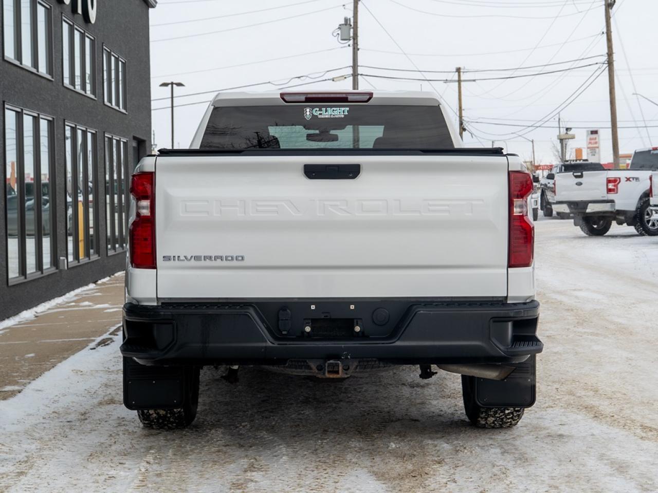 2022 Chevrolet Silverado 1500 4WD Crew Cab Photo6