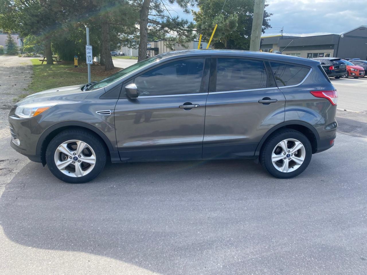 2015 Ford Escape SE Photo
