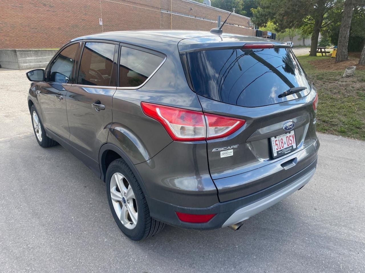 2015 Ford Escape SE Photo