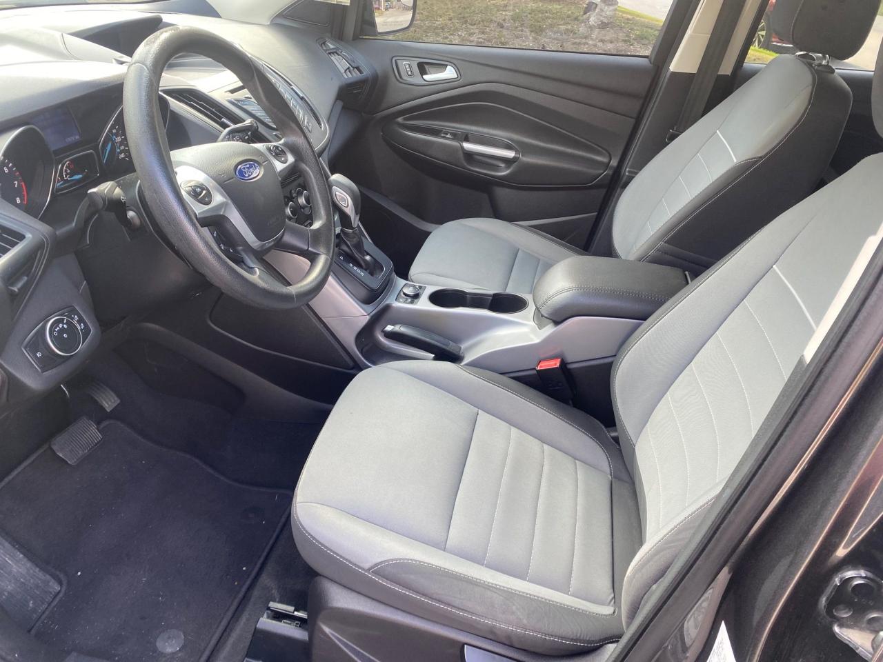 2015 Ford Escape SE Photo