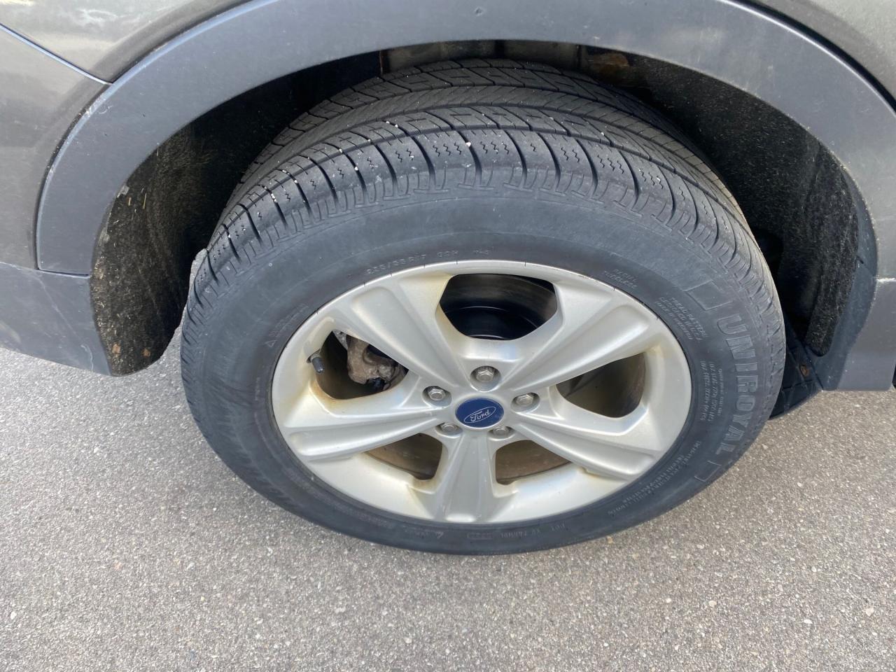 2015 Ford Escape SE Photo