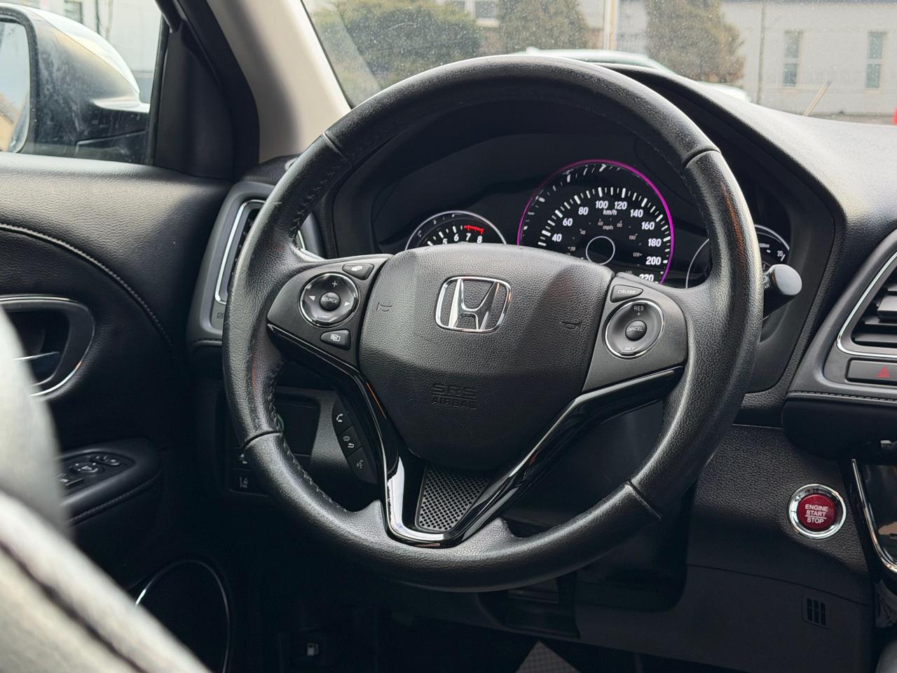 2016 Honda HR-V 4WD 4dr CVT EX-L w/Navi Photo