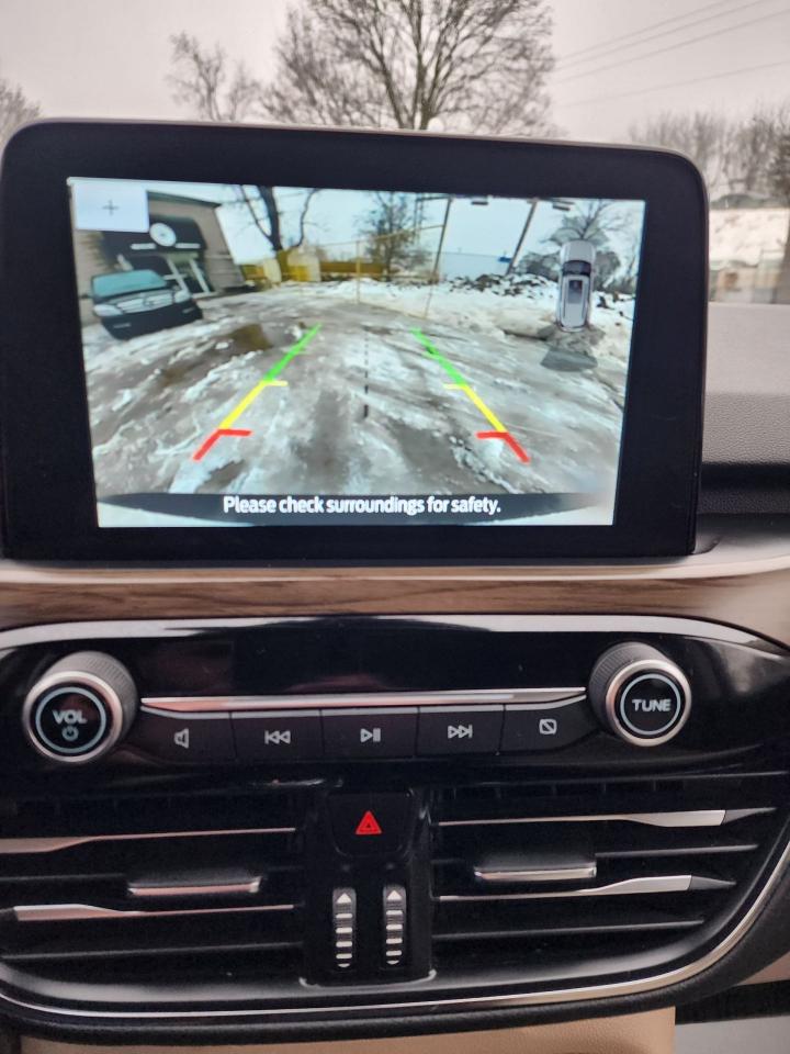 2020 Ford Escape Titanium Hybrid l Clean Carfax l AWD l Reliable Photo