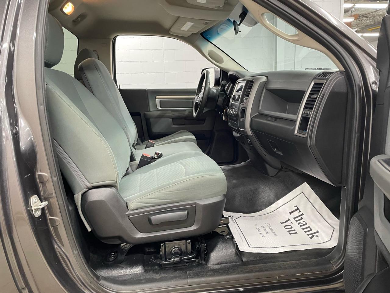 2016 RAM 3500 Reg Cab 140.5" ST | 4X4 | CLEAN CARFAX