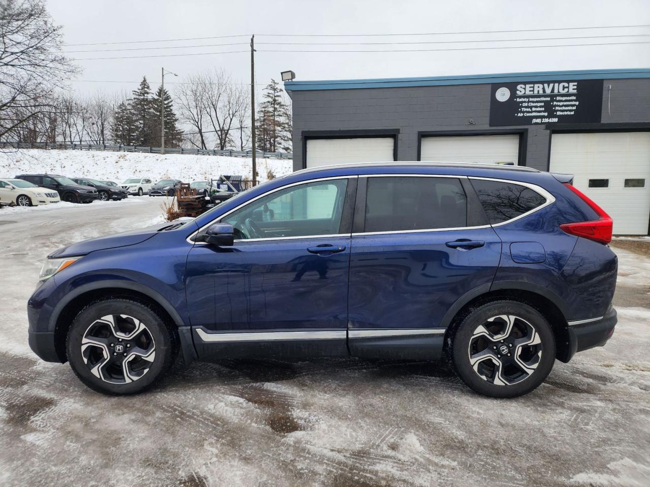 2018 Honda CR-V Touring l Clean Carfax l AWD l Heated Seats l