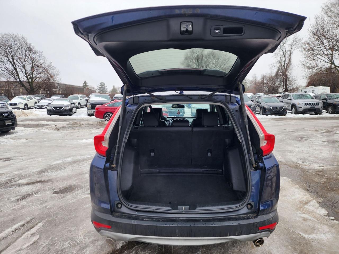 2018 Honda CR-V Touring l Clean Carfax l AWD l Heated Seats l