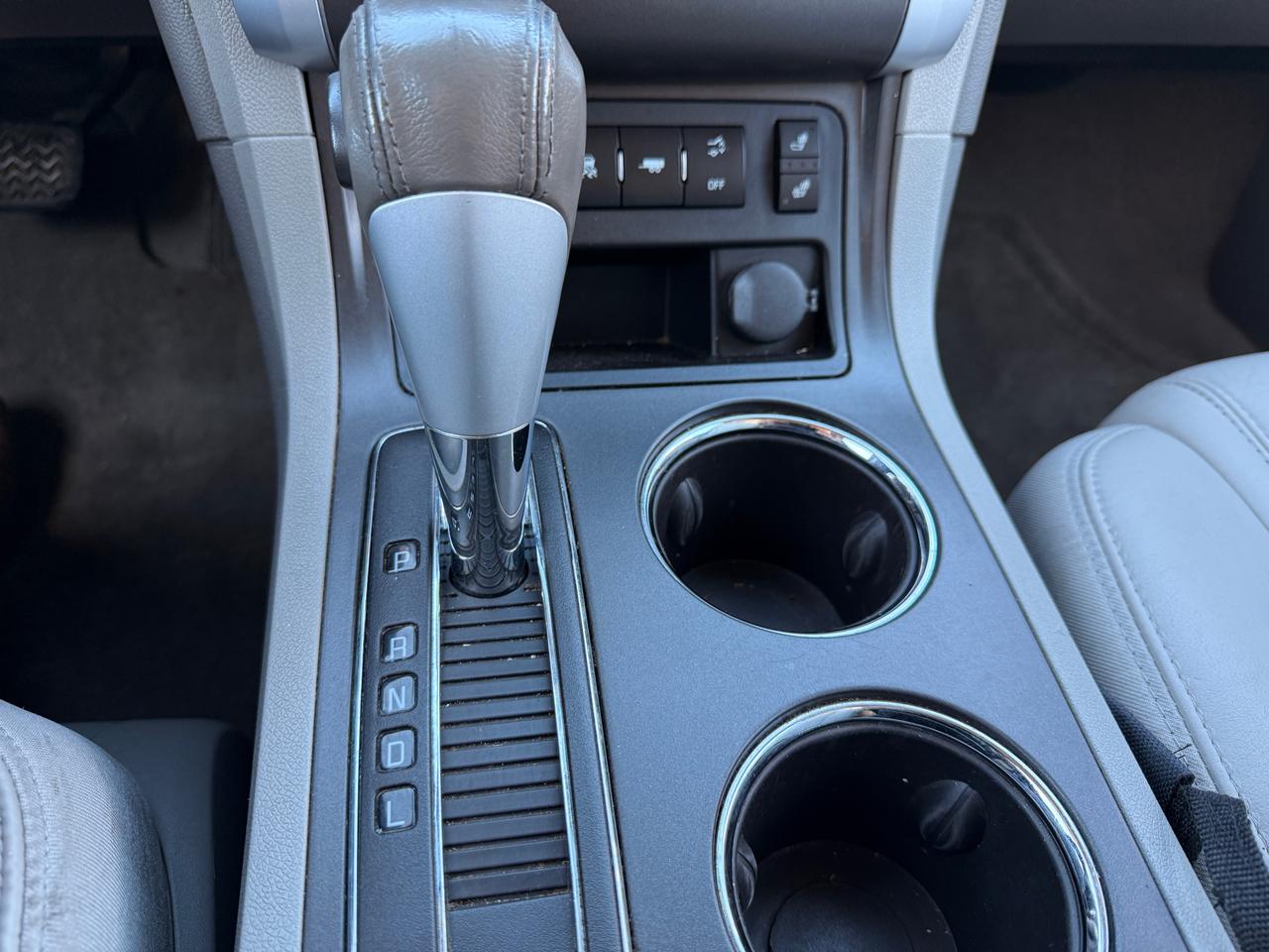 2011 Chevrolet Traverse AWD 4dr 2LT Photo