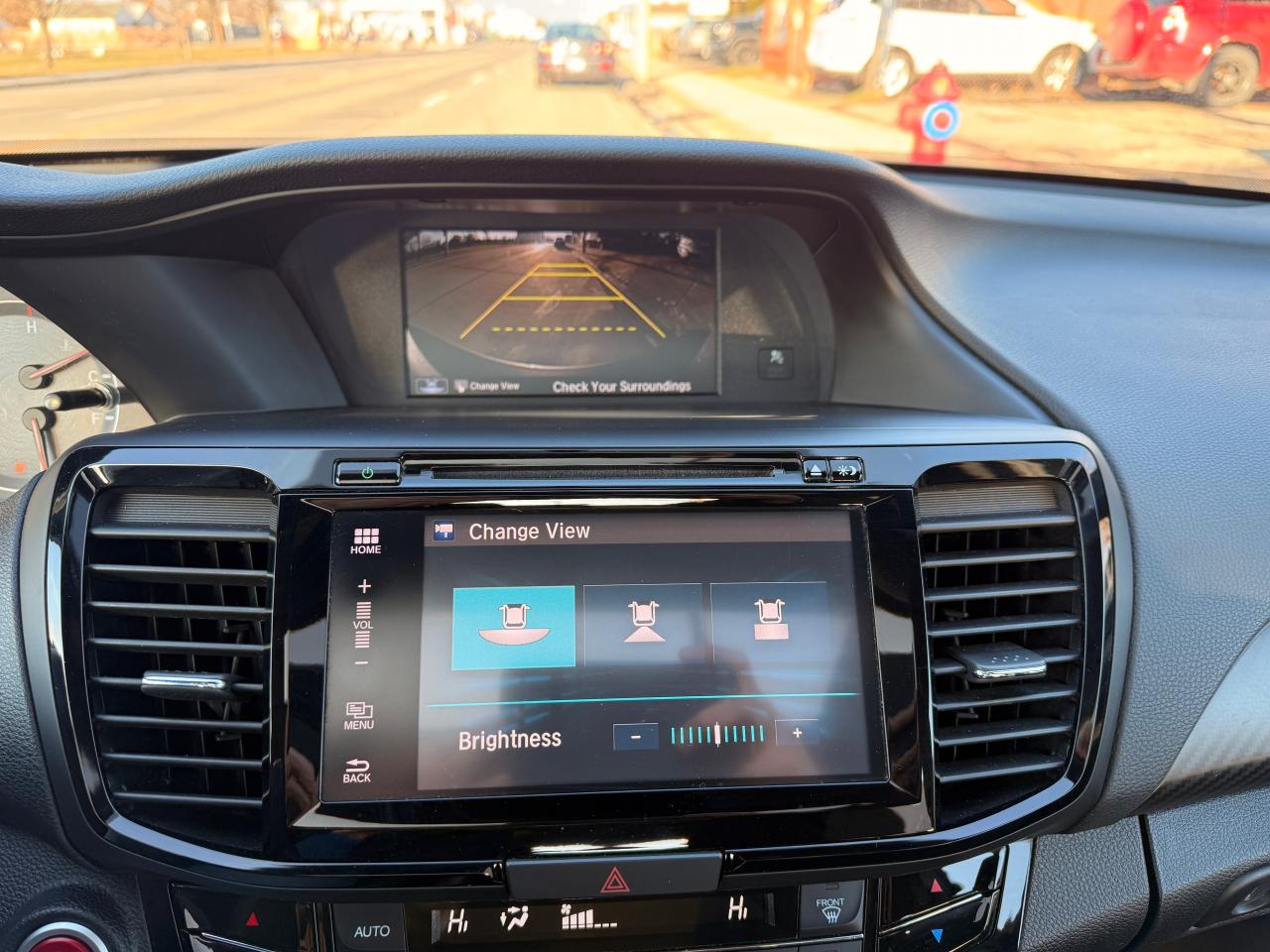 2017 Honda Accord 4dr I4 Man Sport Photo