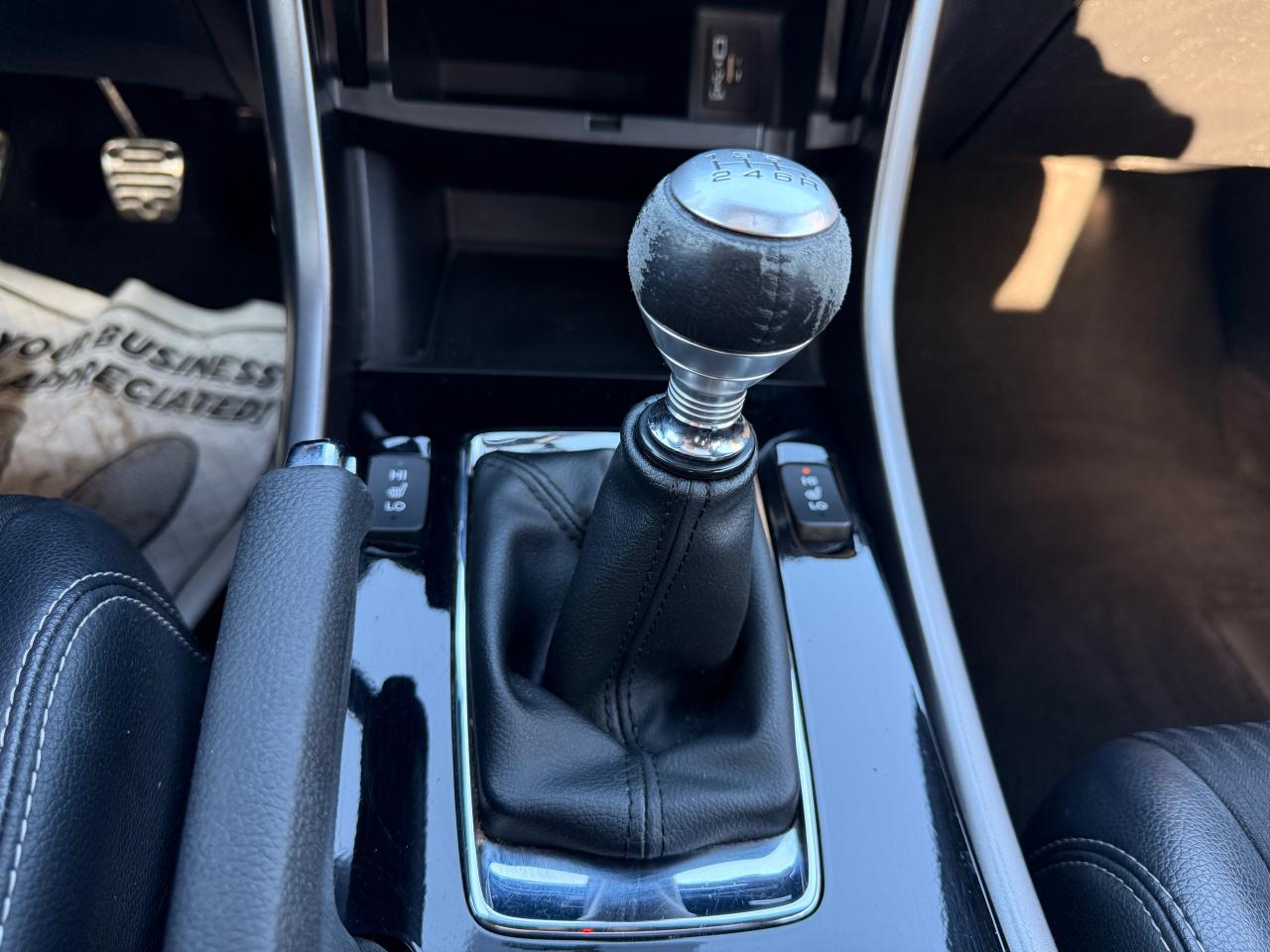 2017 Honda Accord 4dr I4 Man Sport Photo