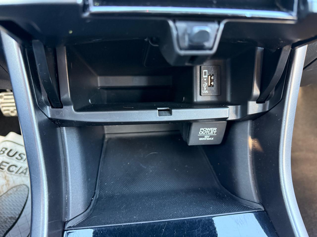 2017 Honda Accord 4dr I4 Man Sport Photo