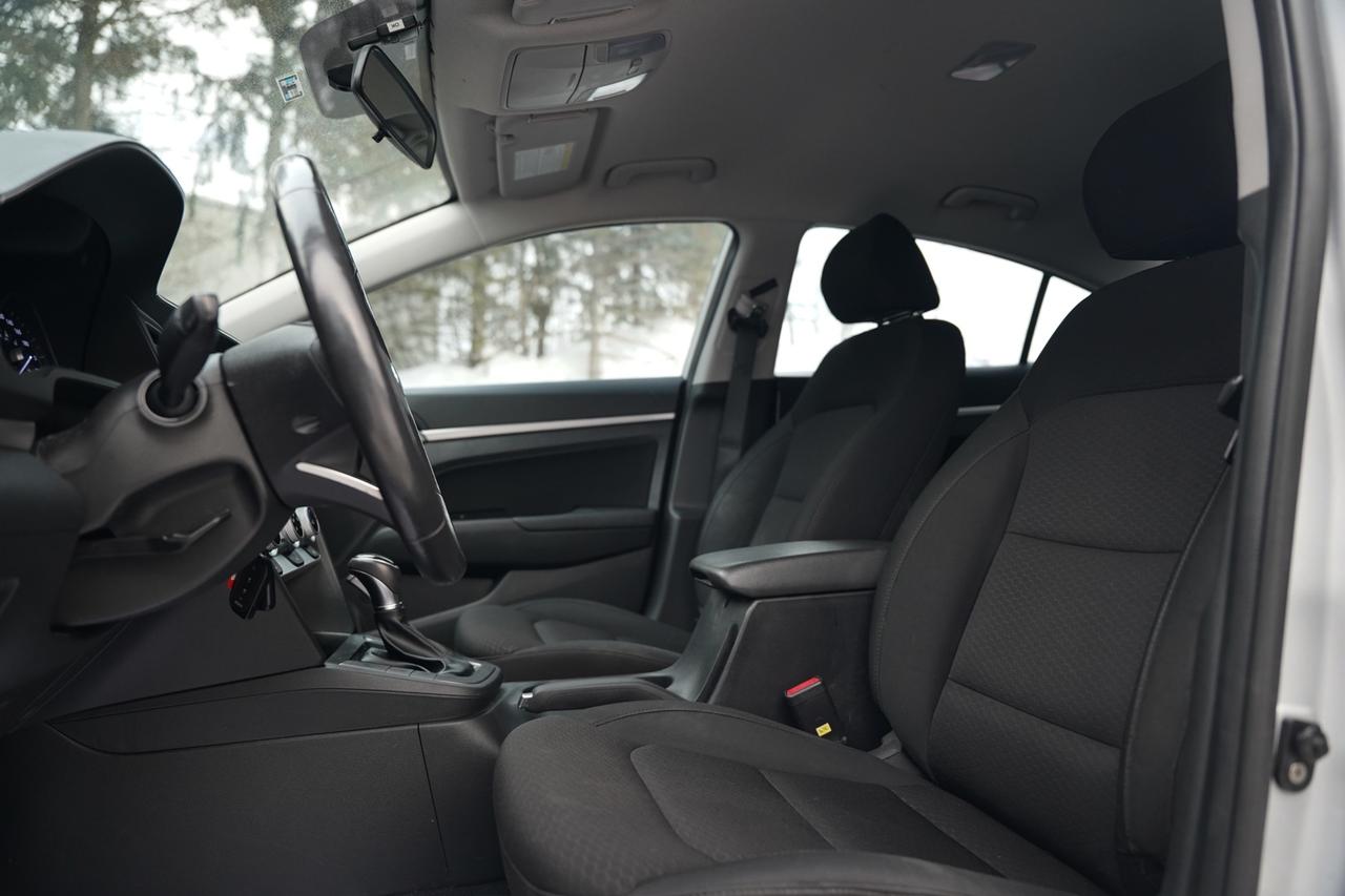 2019 Hyundai Elantra Limited Photo