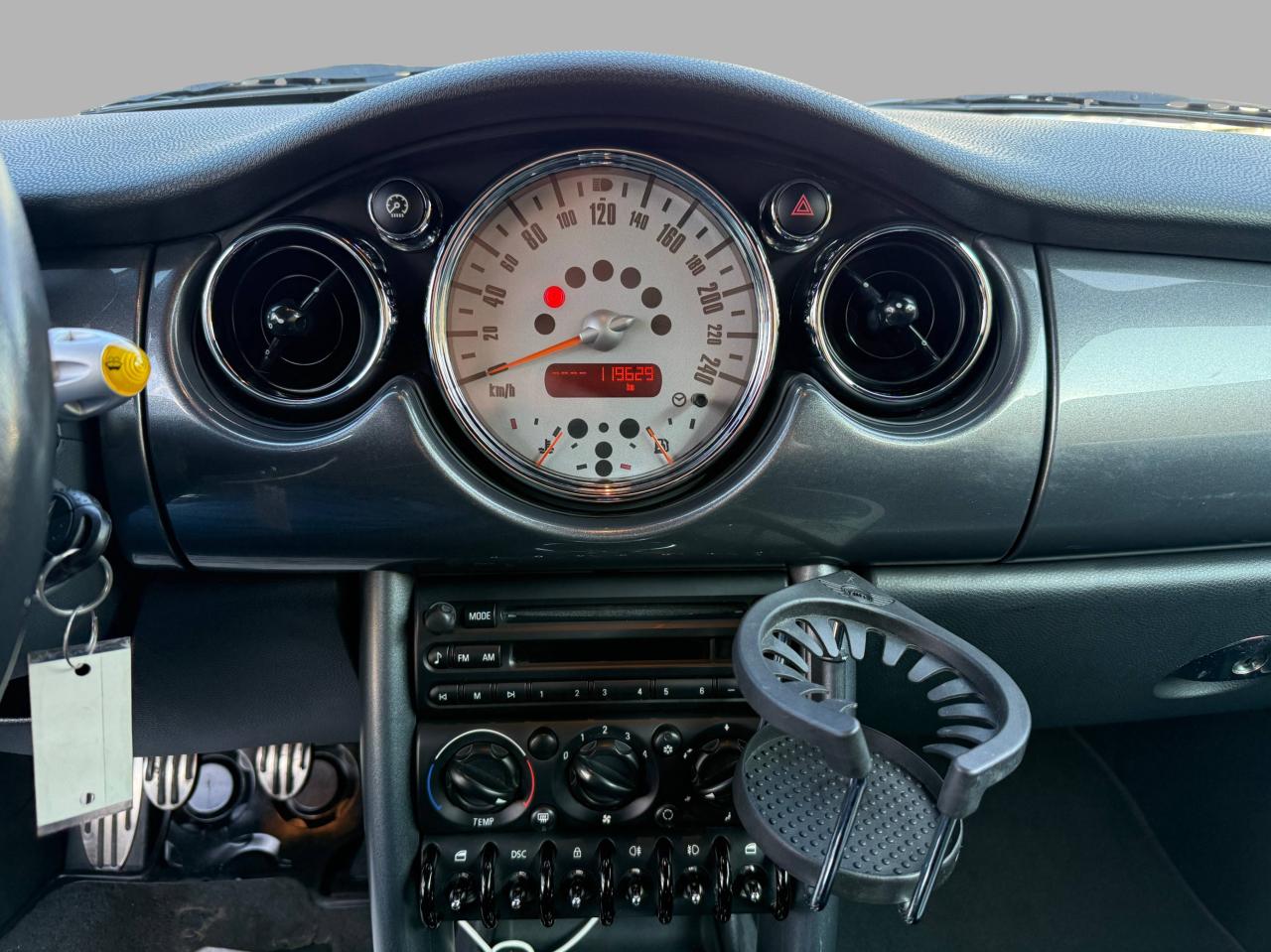 2006 MINI Cooper 2dr Convertible S Photo