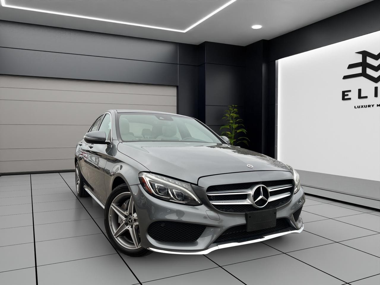 2018 Mercedes-Benz C-Class C300 4MATIC - AMG PKG - SUNROOF - LEATHER !! Photo