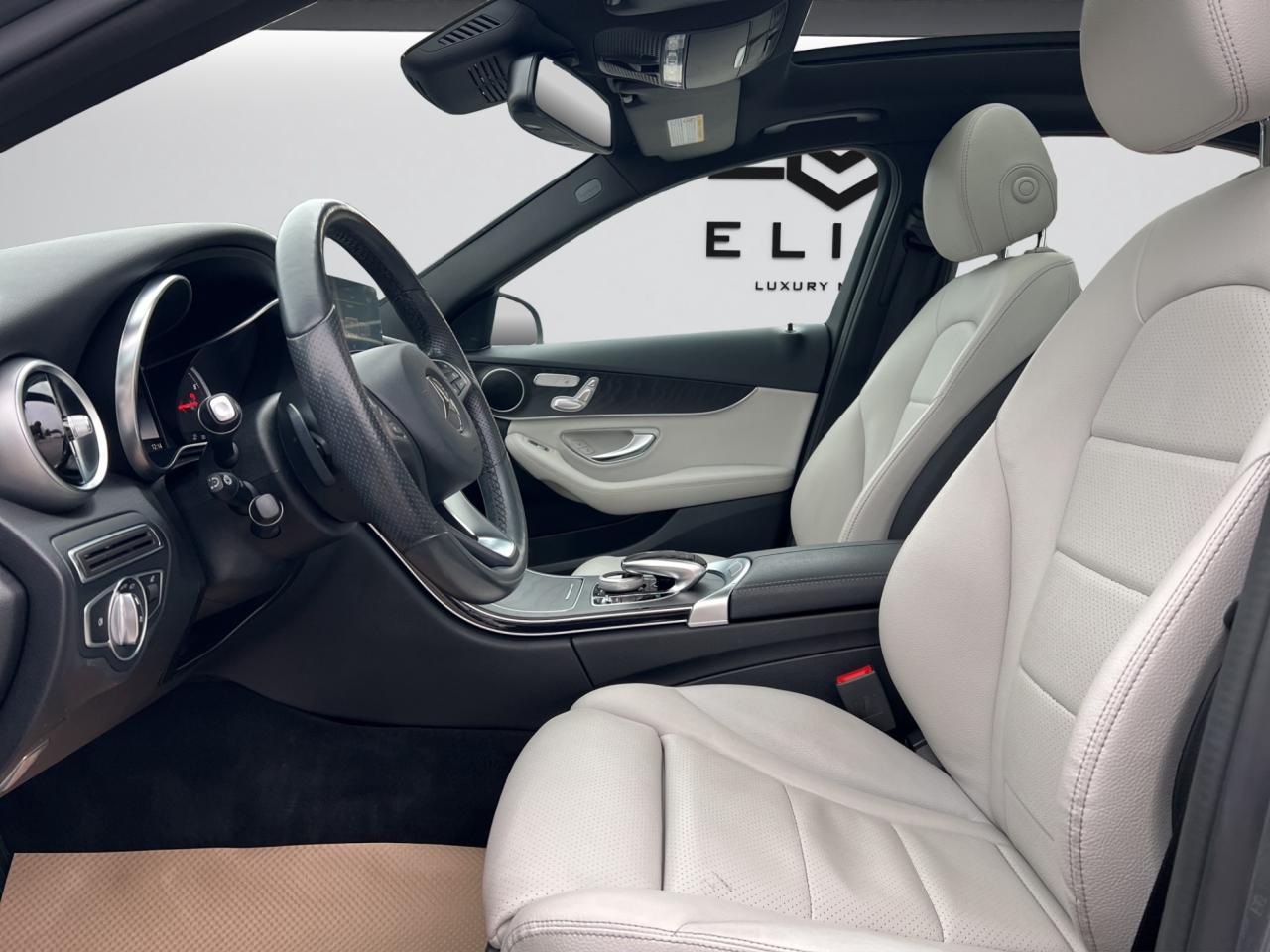 2018 Mercedes-Benz C-Class C300 4MATIC - AMG PKG - SUNROOF - LEATHER !! Photo