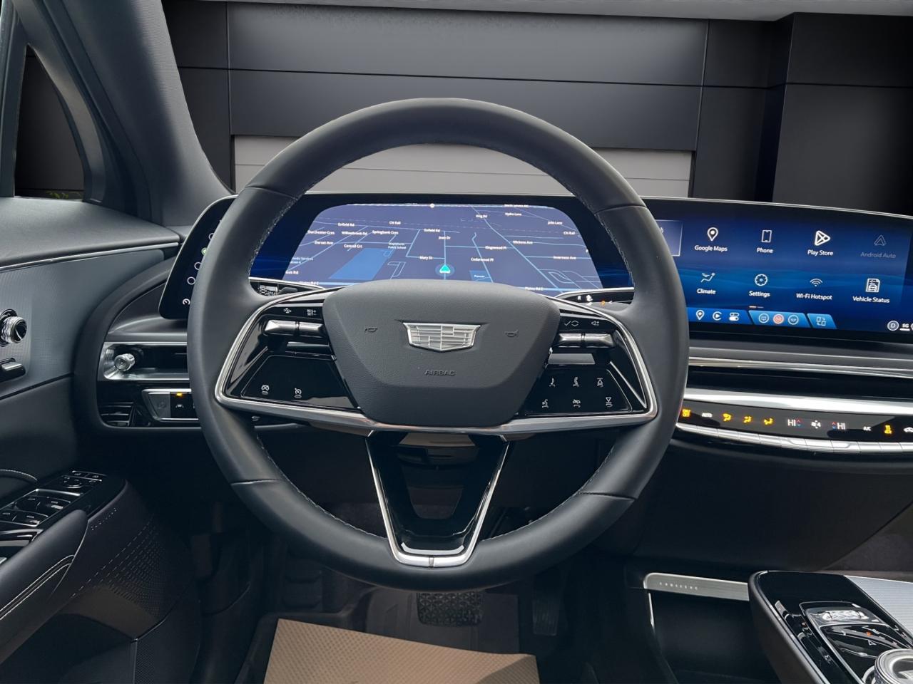 2024 Cadillac LYRIQ TECH - 55,000KMS - LEATHER - REVERSE CAMERA !!! Photo