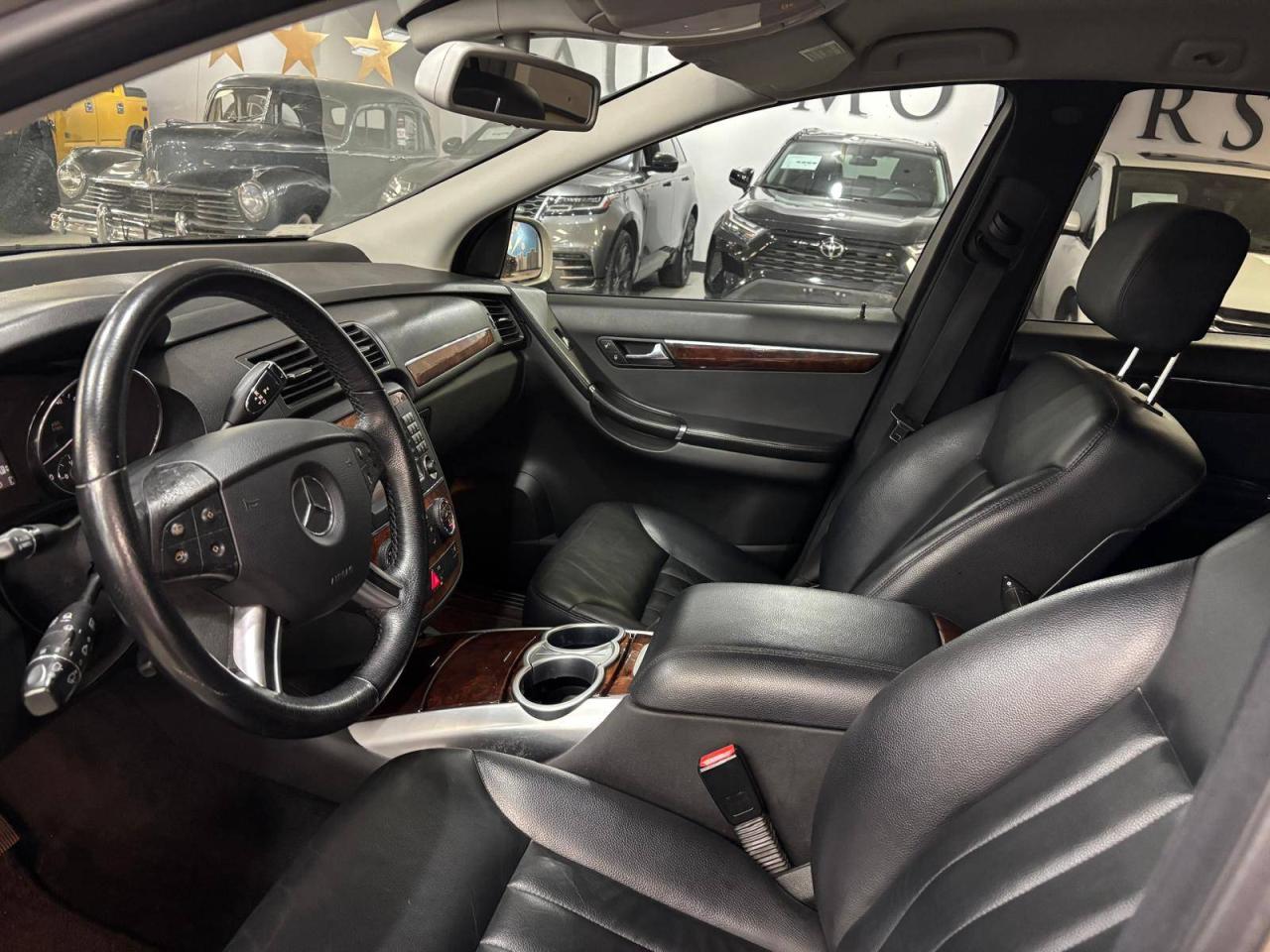 2006 Mercedes-Benz R-Class 4dr 4MATIC 5.0L - 16 SERVICE RECORDS Photo