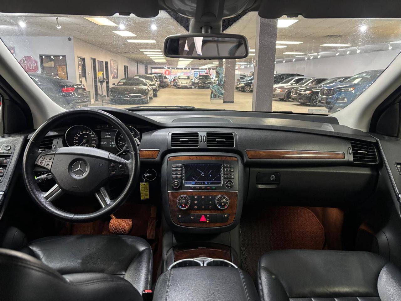 2006 Mercedes-Benz R-Class 4dr 4MATIC 5.0L - 16 SERVICE RECORDS Photo