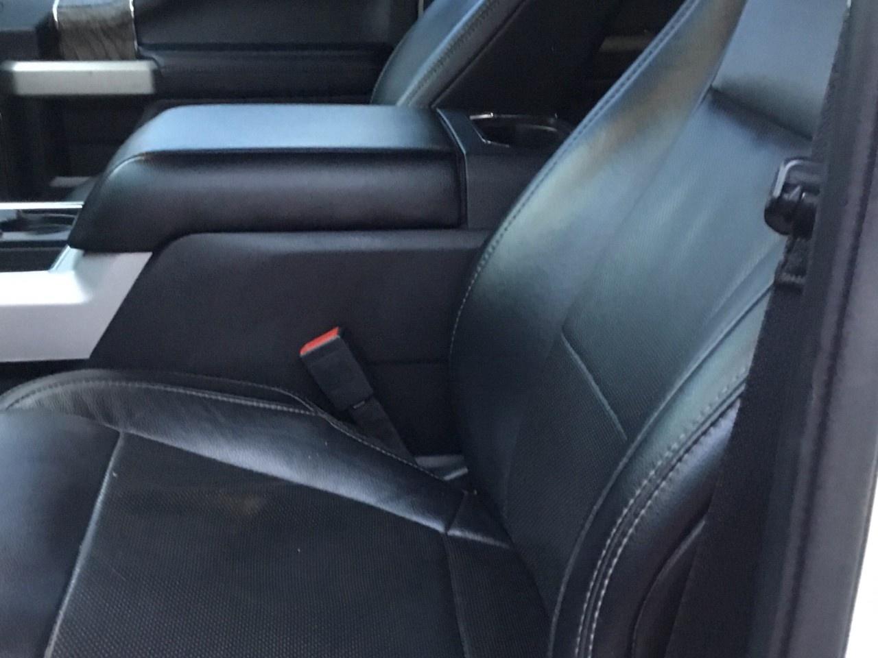 2019 Ford F-250 Super Duty SRW LARIAT 4WD CREW CAB 6.75' BOX Photo