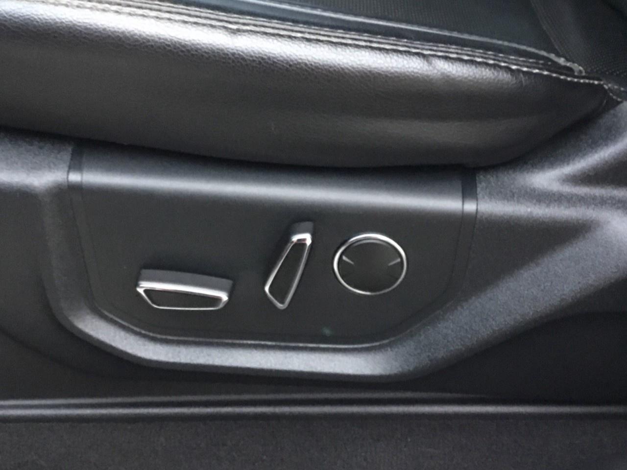 2019 Ford F-250 Super Duty SRW LARIAT 4WD CREW CAB 6.75' BOX Photo