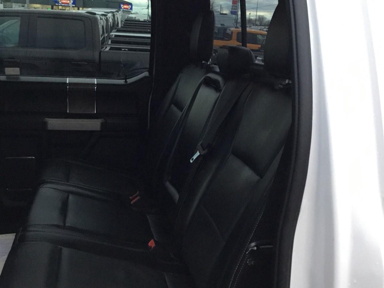 2019 Ford F-250 Super Duty SRW LARIAT 4WD CREW CAB 6.75' BOX Photo