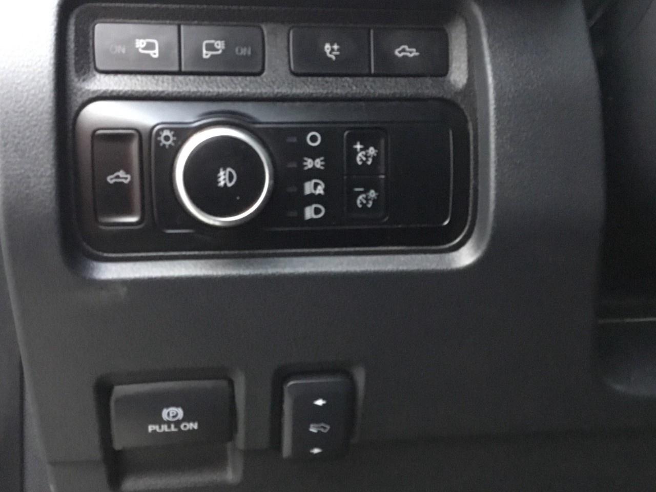 2023 Ford F-250 Super Duty SRW PLATINUM 4WD CREW CAB 6.75' BOX Photo