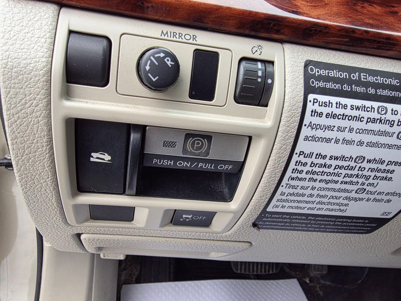 2010 Subaru Outback 2.5i Sport w/Limited Pkg/Multimedia Photo