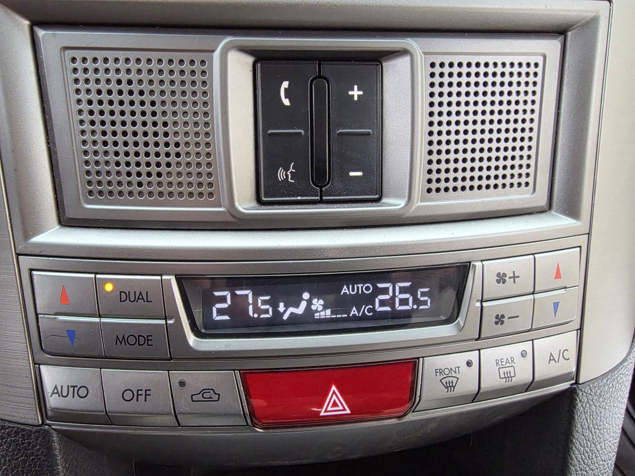 2010 Subaru Outback 2.5i Sport w/Limited Pkg/Multimedia Photo