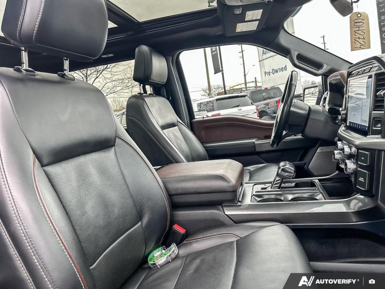 2023 Ford F-150 Lariat SUNROOF LEATHER CREW CAB 4X4 CERTIFIED Photo