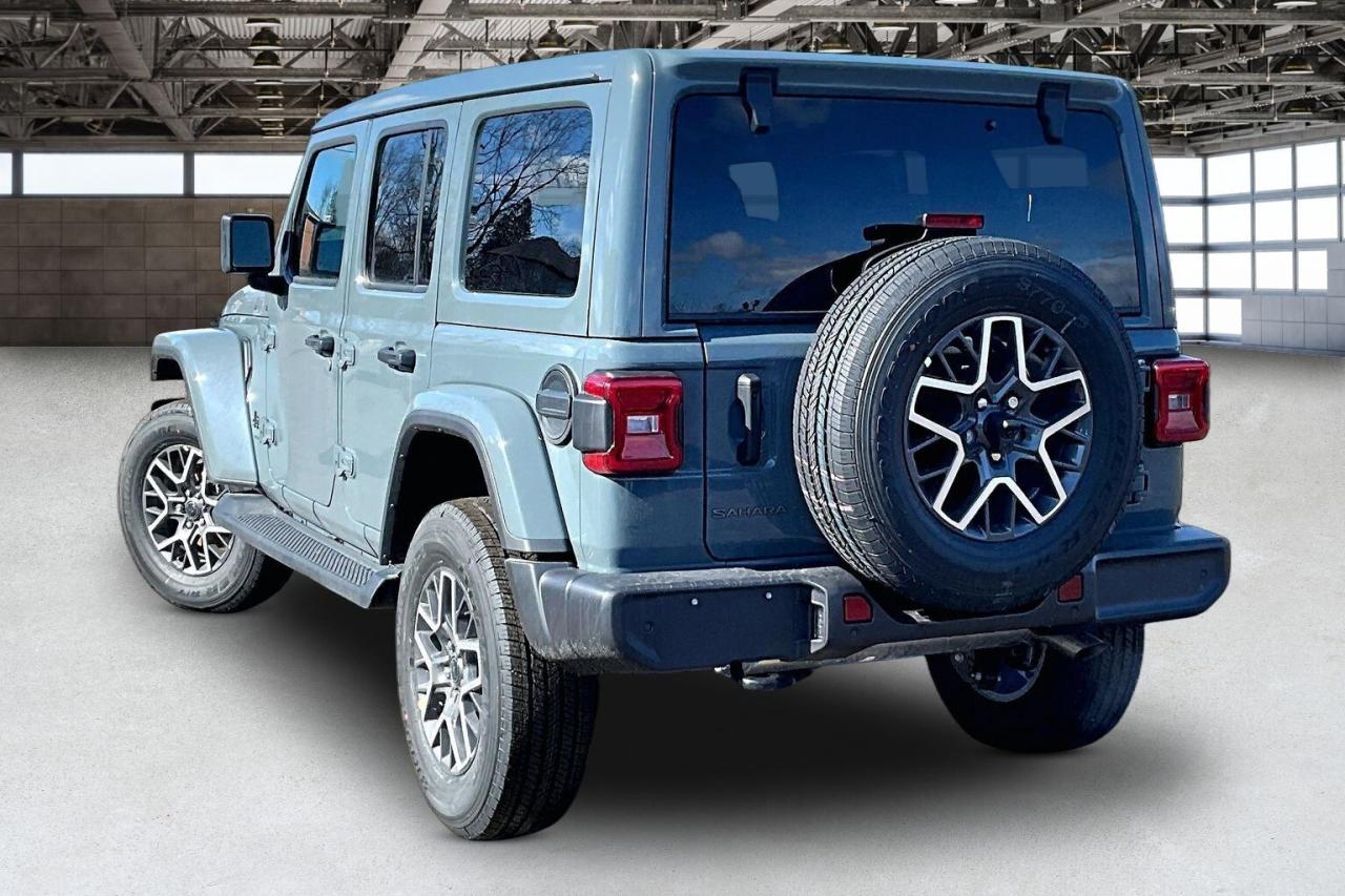 2026 Jeep Wrangler SAHARA 4DR | Sky-Top | Leather | Nav | Side Steps Photo2