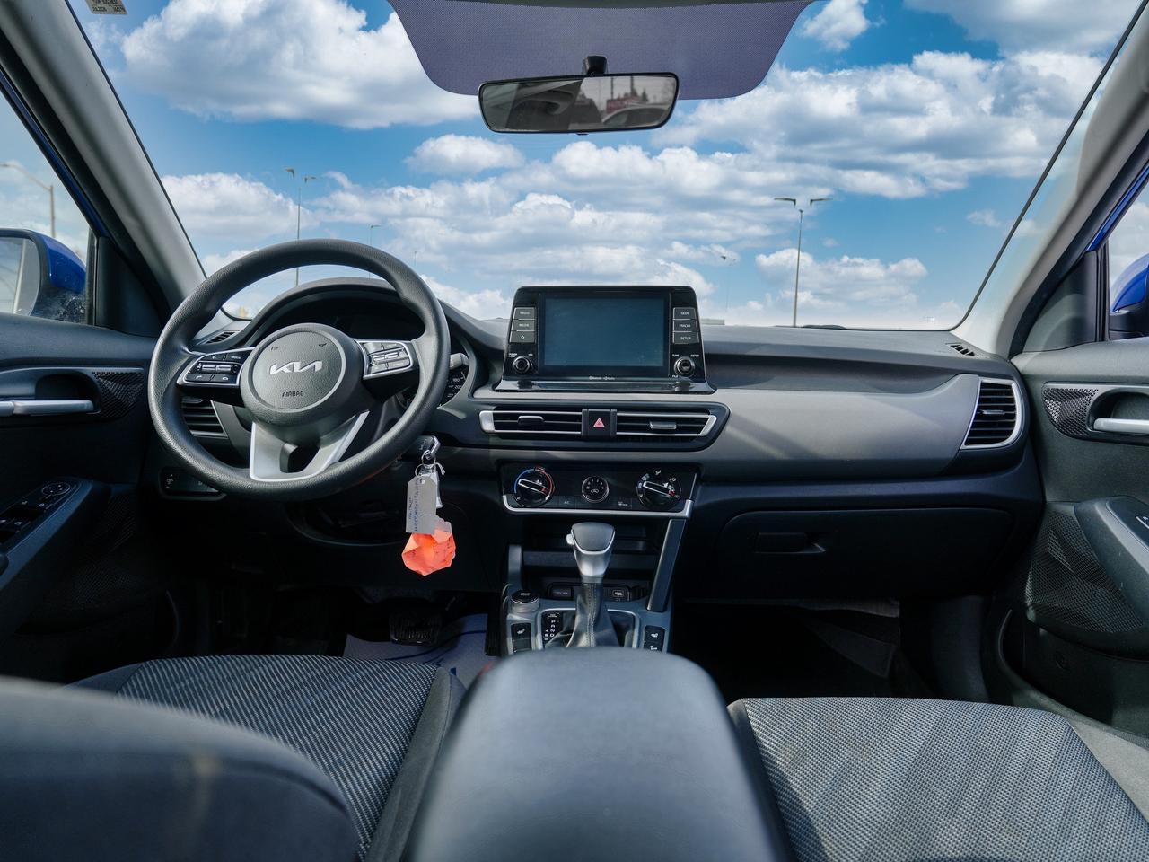 2022 Kia Seltos LX FWD/GREAT ON GAS!/VROOM VROOM!! Photo