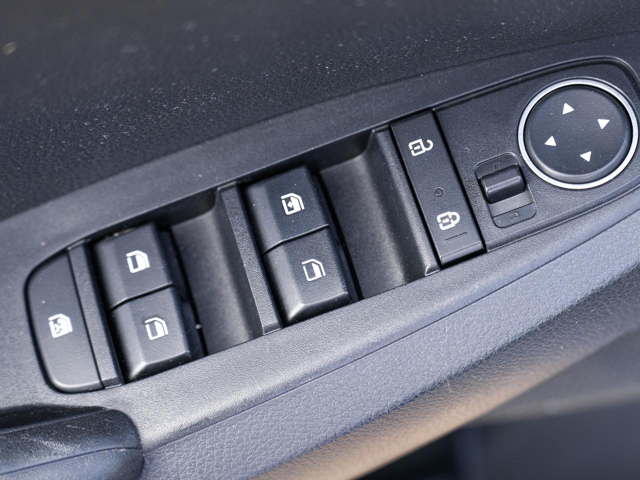 2022 Kia Seltos LX FWD/GREAT ON GAS!/VROOM VROOM!! Photo