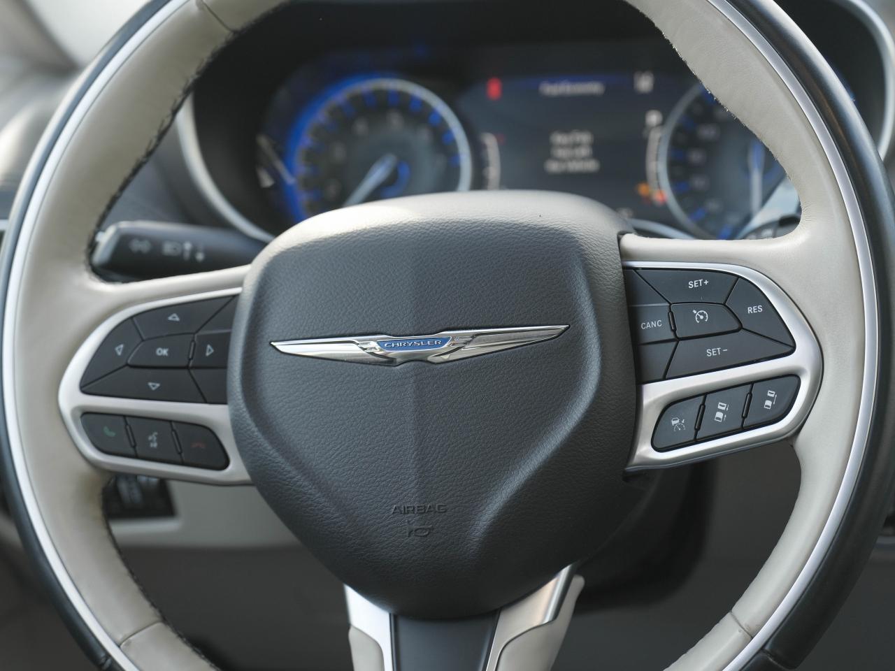 2017 Chrysler Pacifica LIMITED | SUPER CLEAN | FAMILY FUN! | TVS Photo