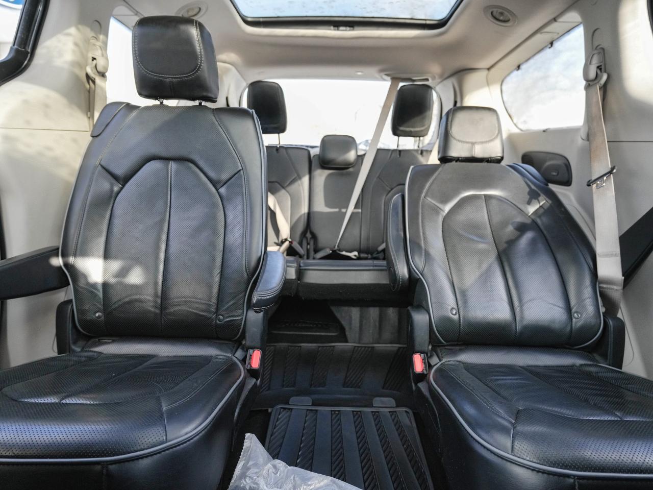 2017 Chrysler Pacifica LIMITED | SUPER CLEAN | FAMILY FUN! | TVS Photo