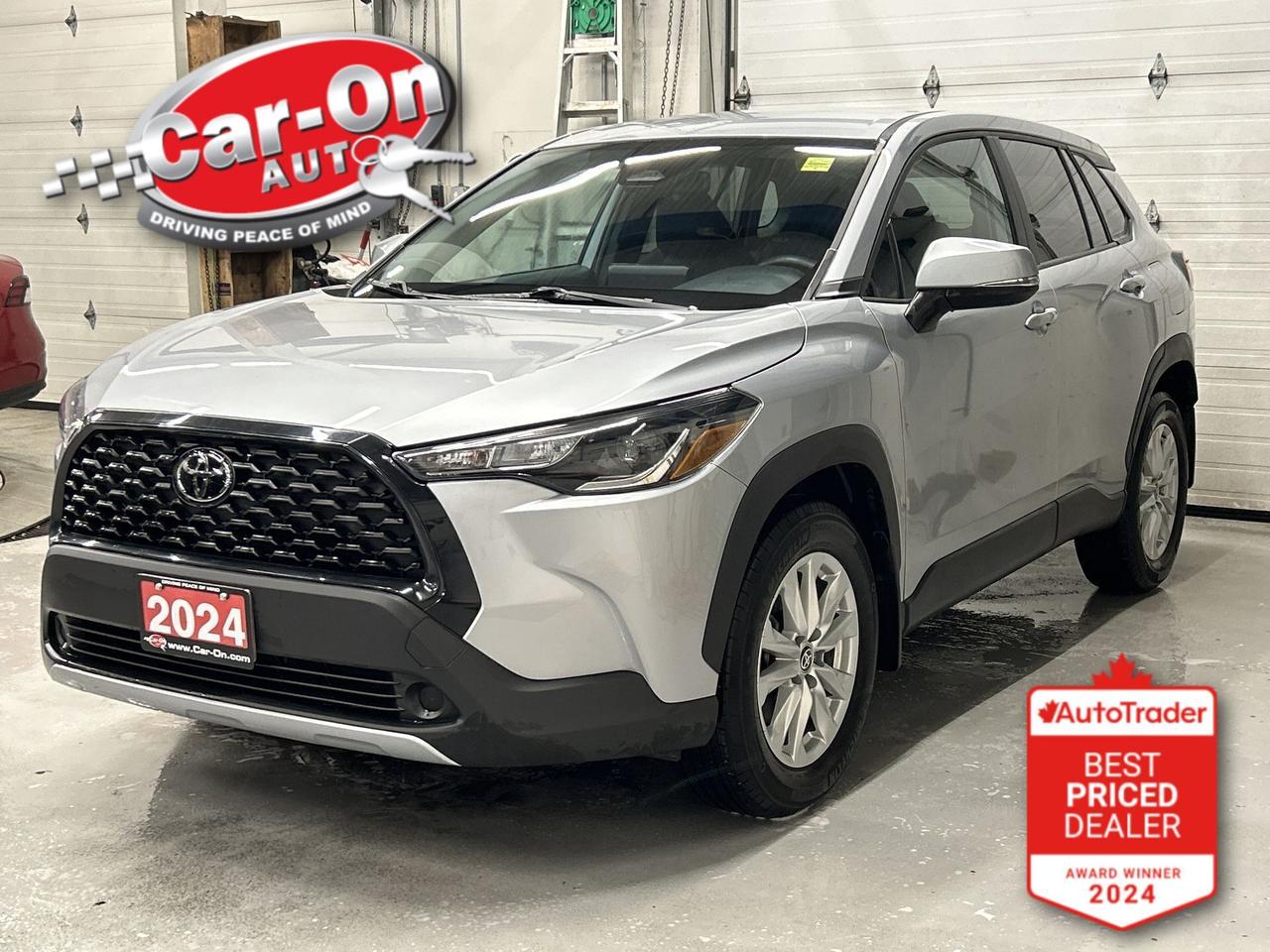 2024 Toyota Corolla Cross LE AWD | LOW KMS! | HTD SEATS | WIRELESS CARPLAY Photo