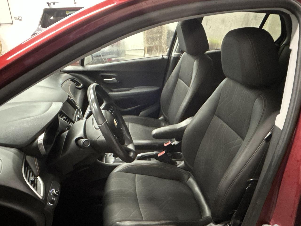 2022 Chevrolet Trax LT SPORT AWD| ONLY 19,000KMS| CARPLAY|REMOTE START Photo