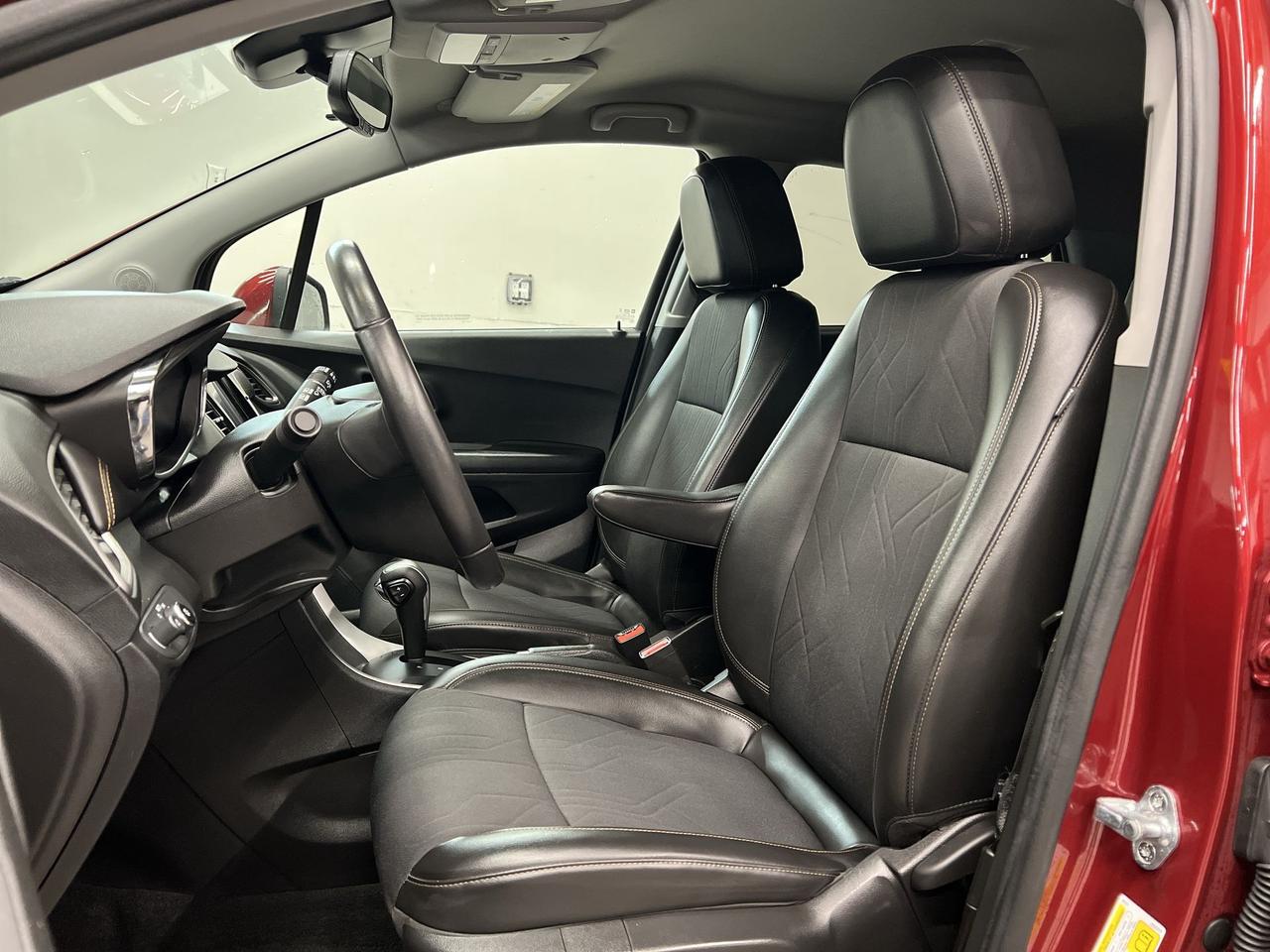 2022 Chevrolet Trax LT SPORT AWD| ONLY 19,000KMS | CARPLAY | ALLOYS Photo