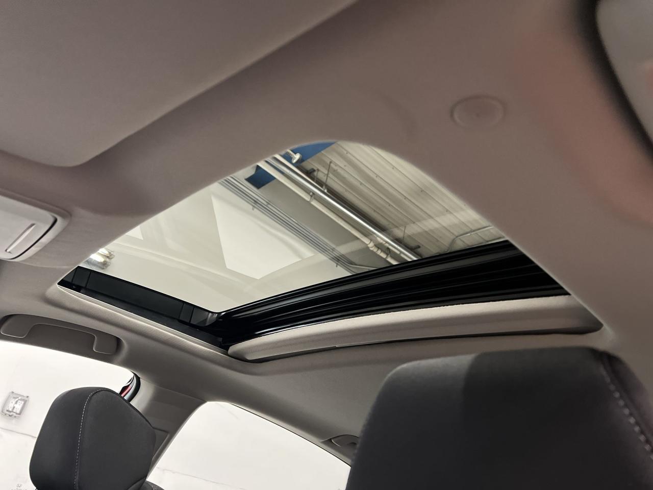 2023 Honda Accord SUNROOF | HTD SEATS | CARPLAY | REMOTE START | A/C Photo