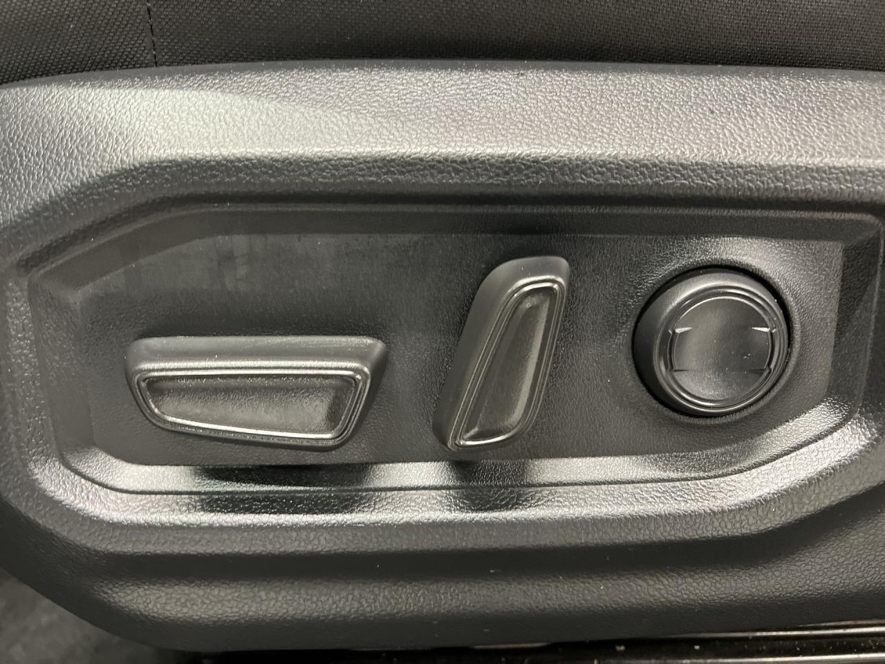 2023 Toyota Tundra TRD SPORT 4X4 | HTD SEATS | CARPLAY | TOW PKG Photo