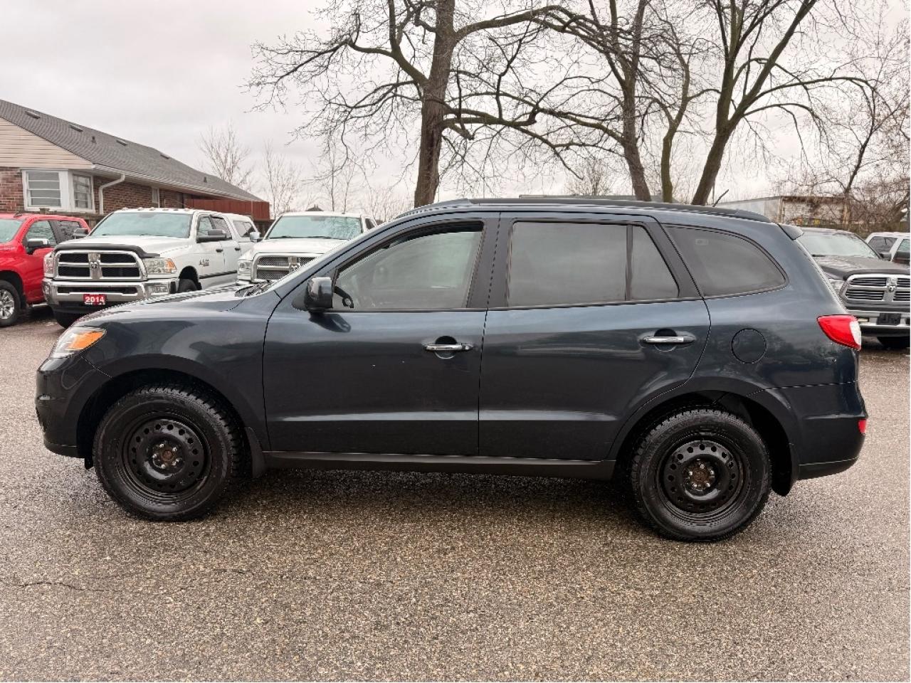 2012 Hyundai Santa Fe LIMITED Photo2