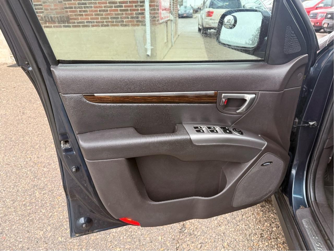 2012 Hyundai Santa Fe LIMITED Photo