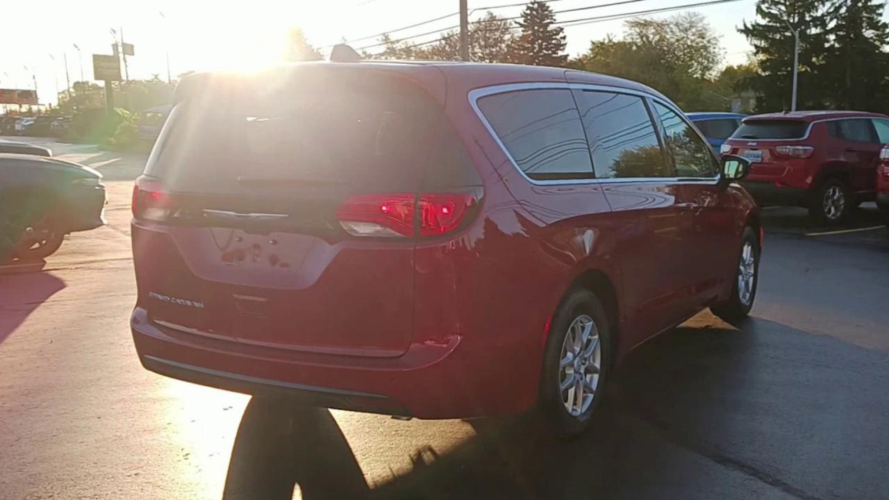 2025 Dodge Grand Caravan  Photo