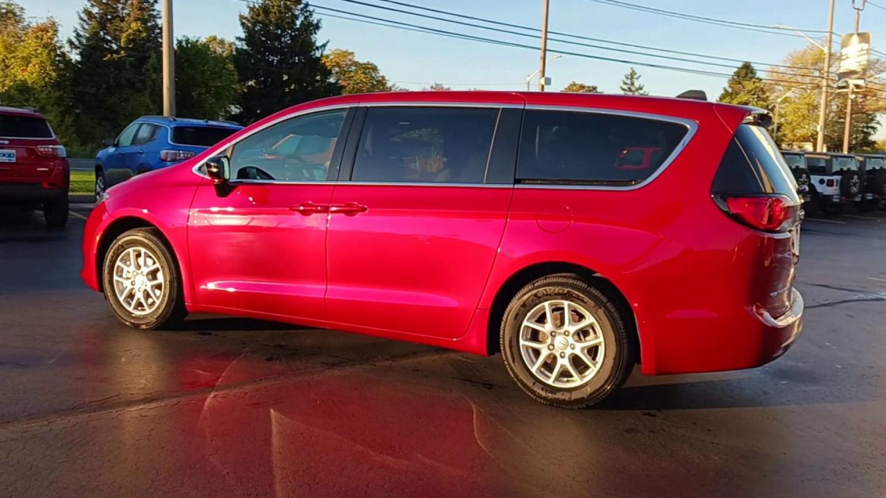 2025 Dodge Grand Caravan  Photo