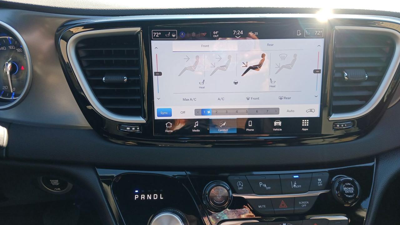 2025 Dodge Grand Caravan  Photo