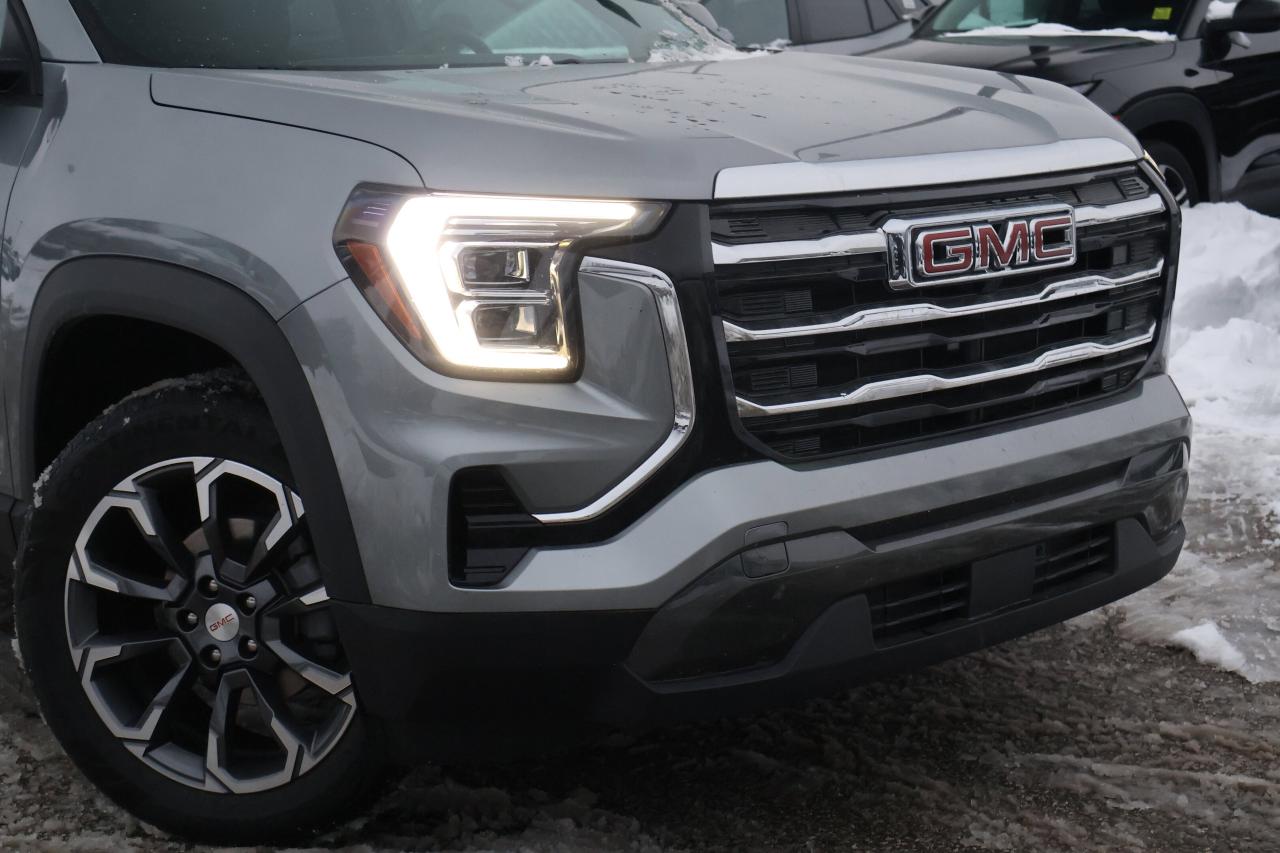 2025 GMC Terrain AWD Elevation | | Heated Steering | Photo2
