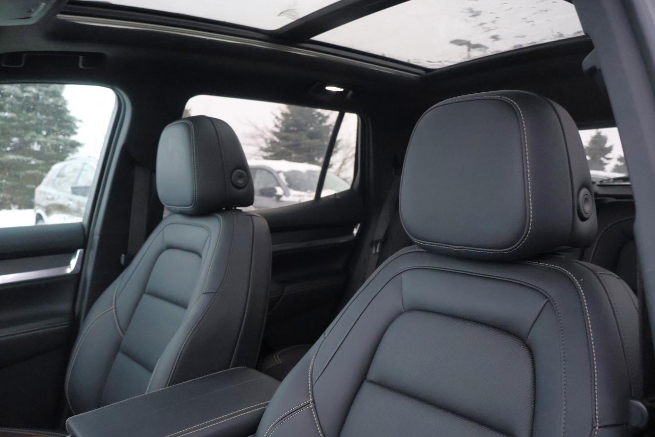 2025 GMC Terrain AWD Elevation | | Heated Steering | Photo