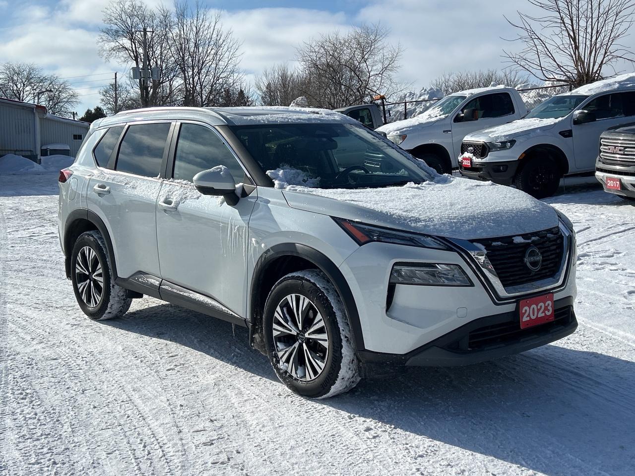 2023 Nissan Rogue SV, CLEAN CARFAX, SUNROOF, AWD, REMOTE START! - Photo #8