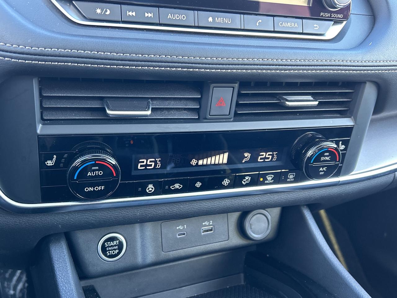 2023 Nissan Rogue SV, CLEAN CARFAX, SUNROOF, AWD, REMOTE START! - Photo #19