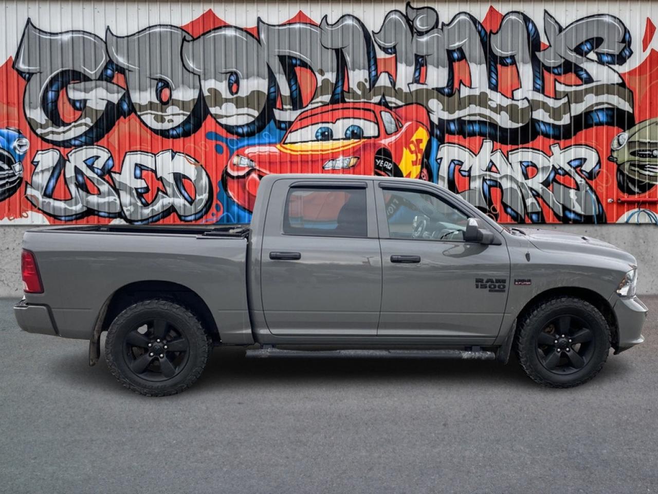 2022 RAM 1500 Classic CLEAN CARFAX, REMOTE START, HEATED STEERING WHEEL