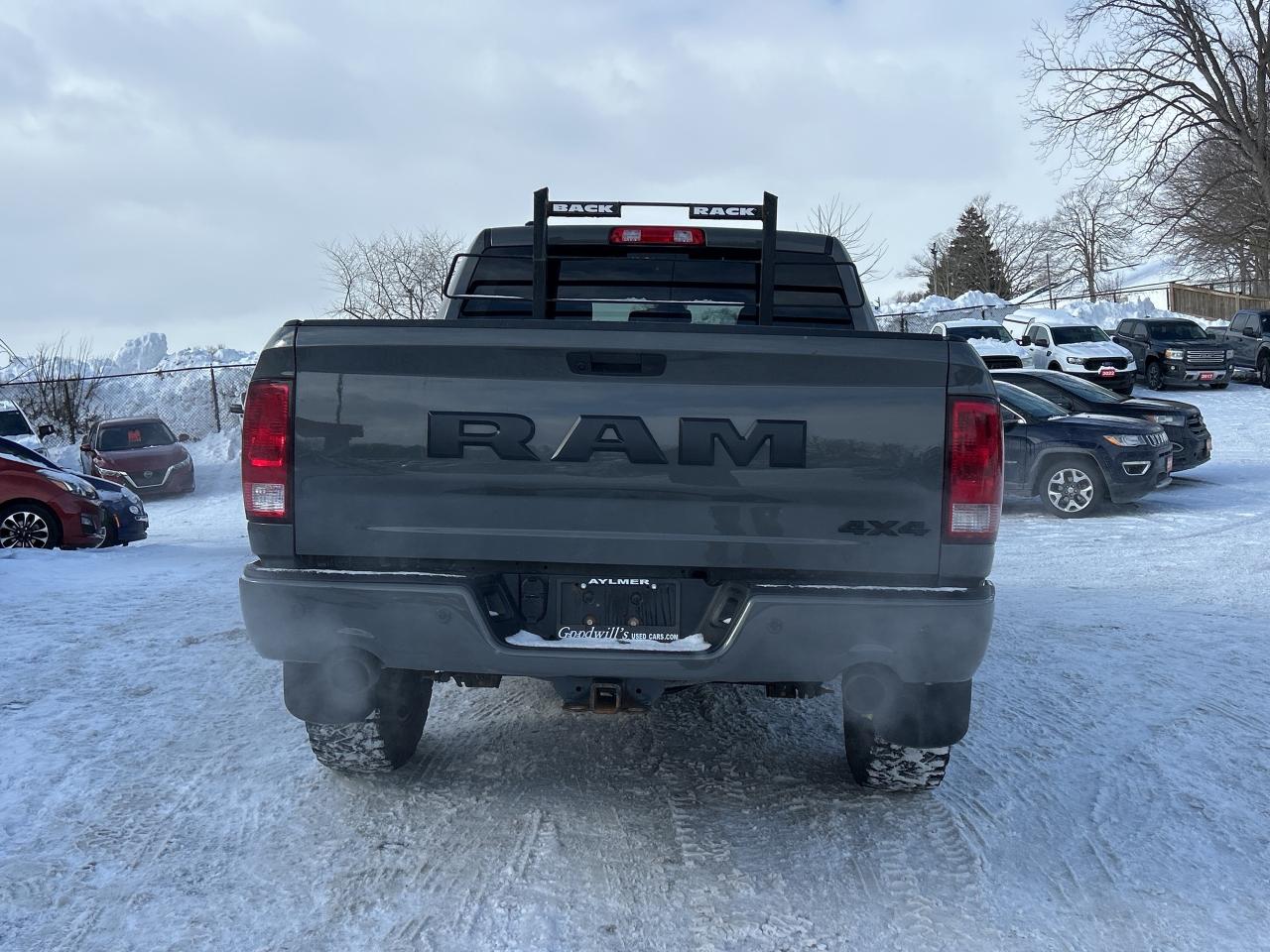 2022 RAM 1500 Classic CLEAN CARFAX, REMOTE START, HEATED STEERING WHEEL - Photo #5